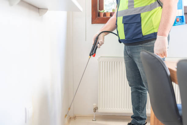 Best Pest Control Near Me  in Lindsay, CA